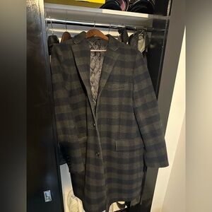 JCrew men’s coat dark grey and navy plaid